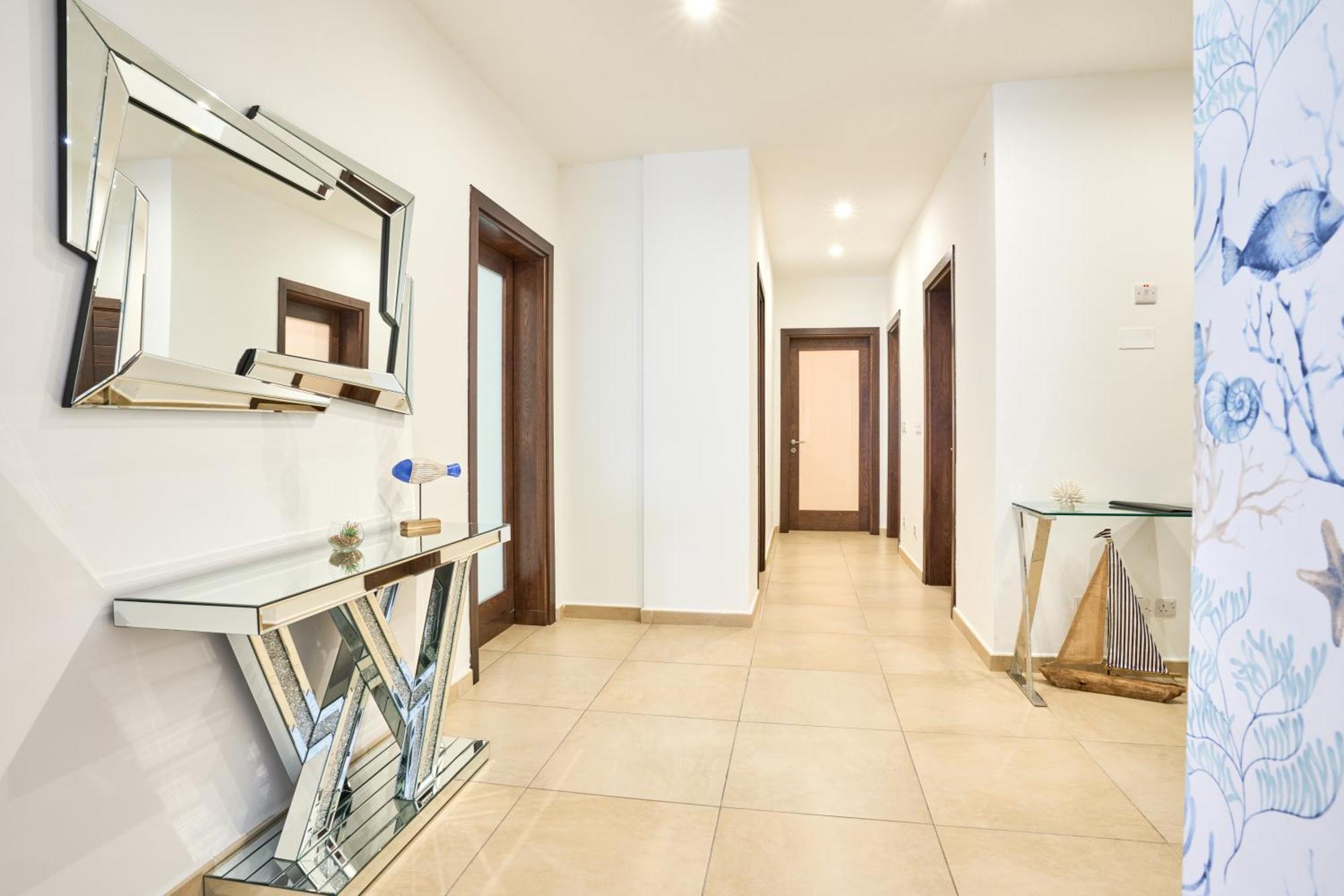 סליאמה Stunning 3-Bedroom Seaview Retreat In Fort Cambridge מראה חיצוני תמונה